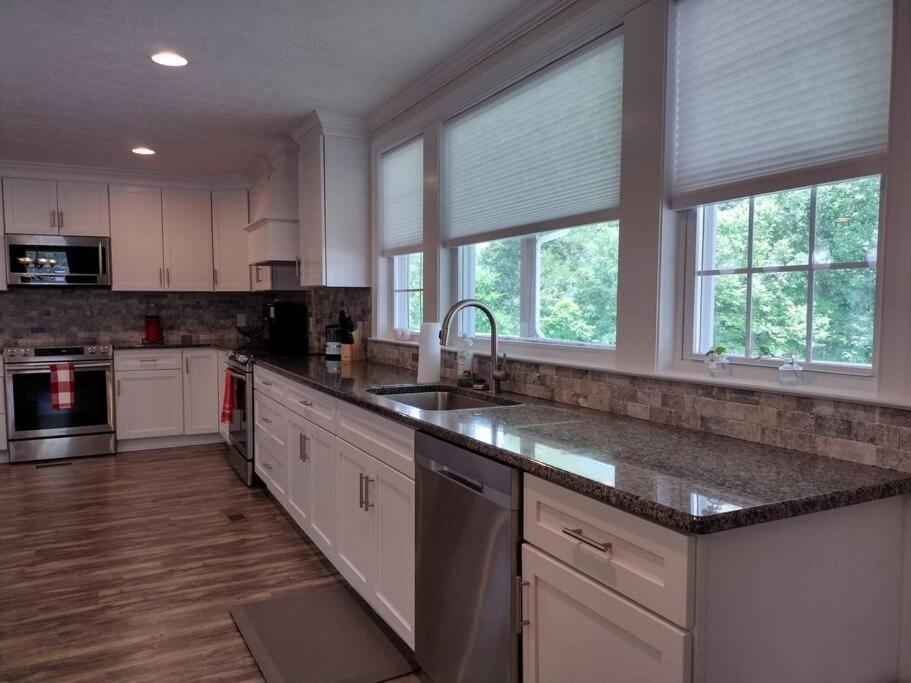 Backwoods Family Getaway! 3 Bedroom House! Yanceyville Exterior foto